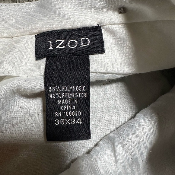 Izod Pleated Plaid 36x34 Greige pants - Picture 8 of 10